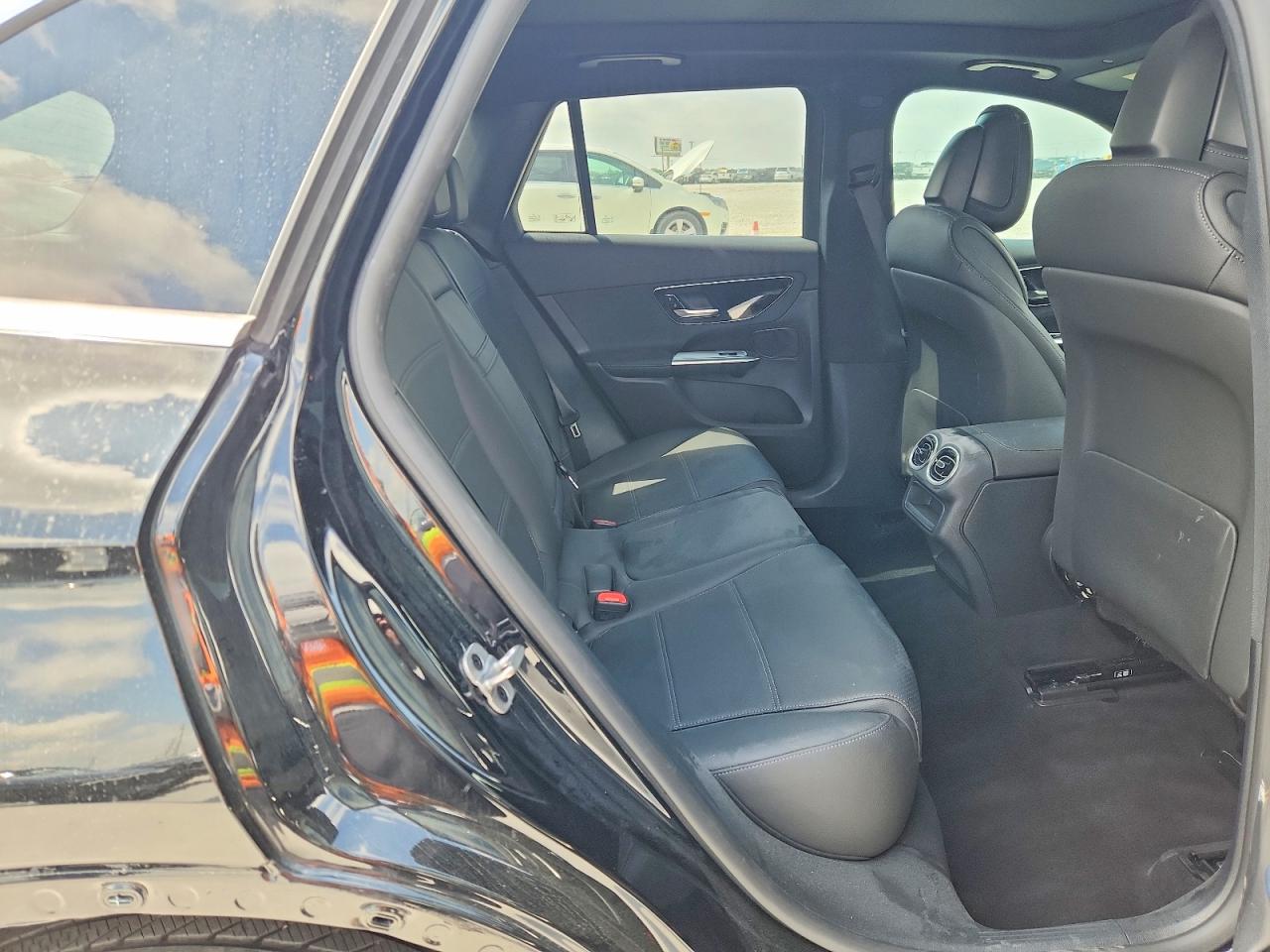 2025 MERCEDES-BENZ GLC 300 4MATIC photo 11