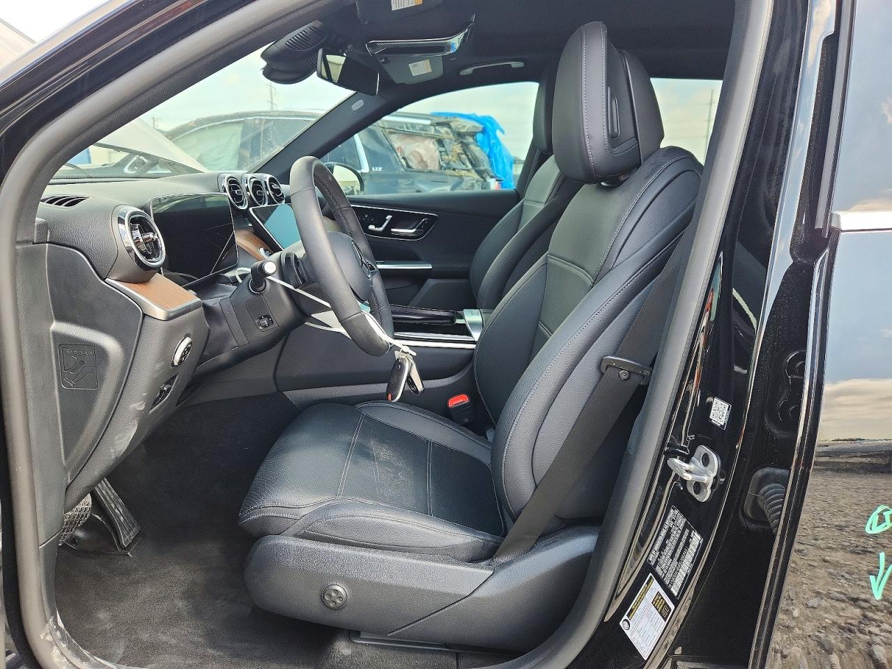 2025 MERCEDES-BENZ GLC 300 4MATIC photo 7