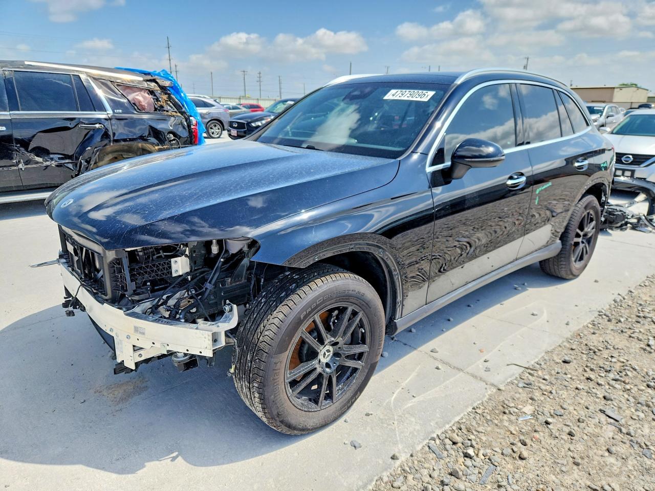 2025 MERCEDES-BENZ GLC