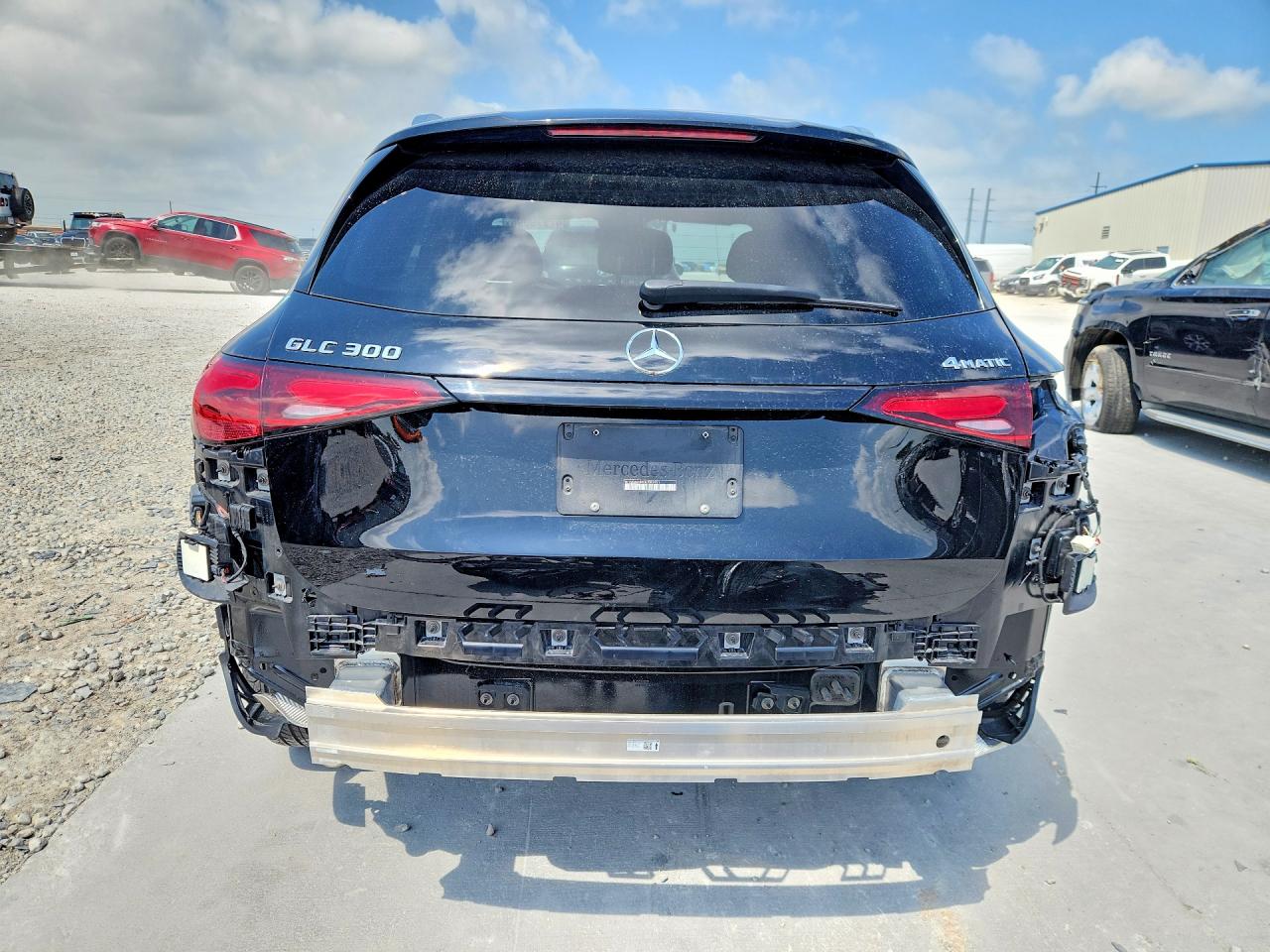 2025 MERCEDES-BENZ GLC 300 4MATIC photo 6