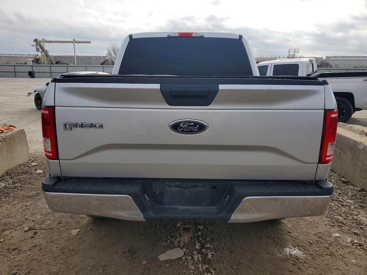2015 FORD F150 SUPERCREW photo 6