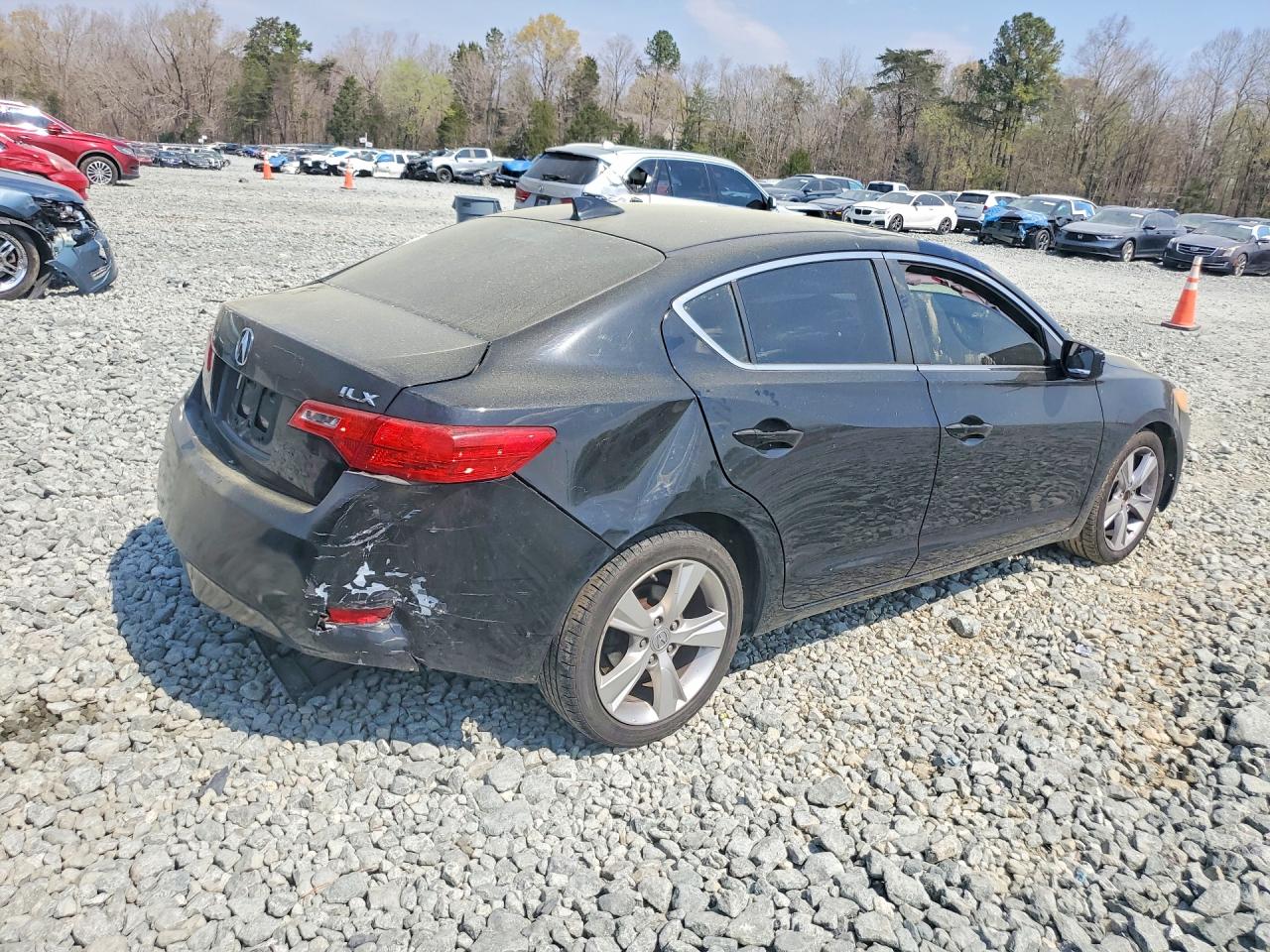 2013 ACURA ILX 20 PREMIUM photo 3
