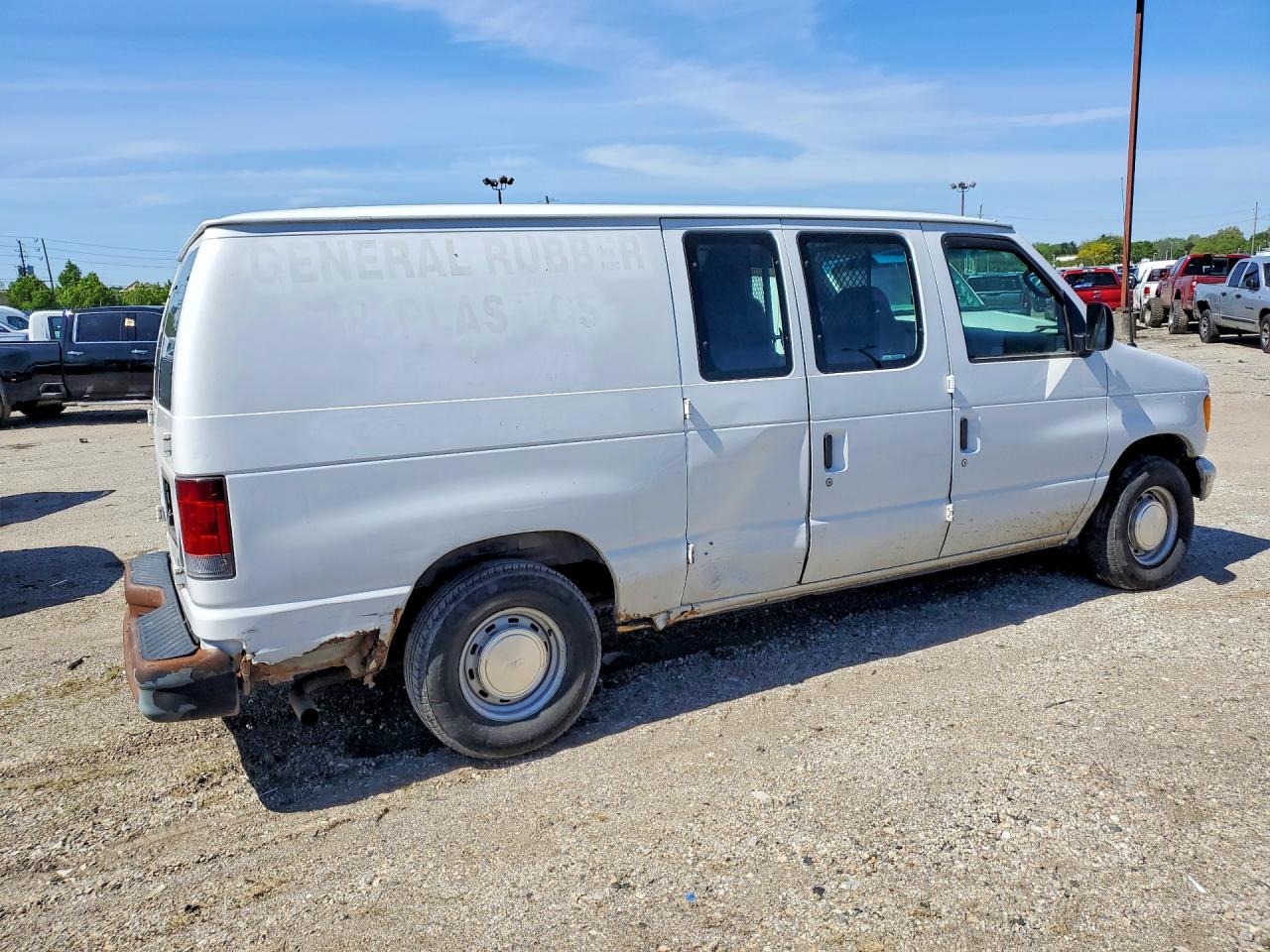 2002 FORD ECONOLINE photo 5