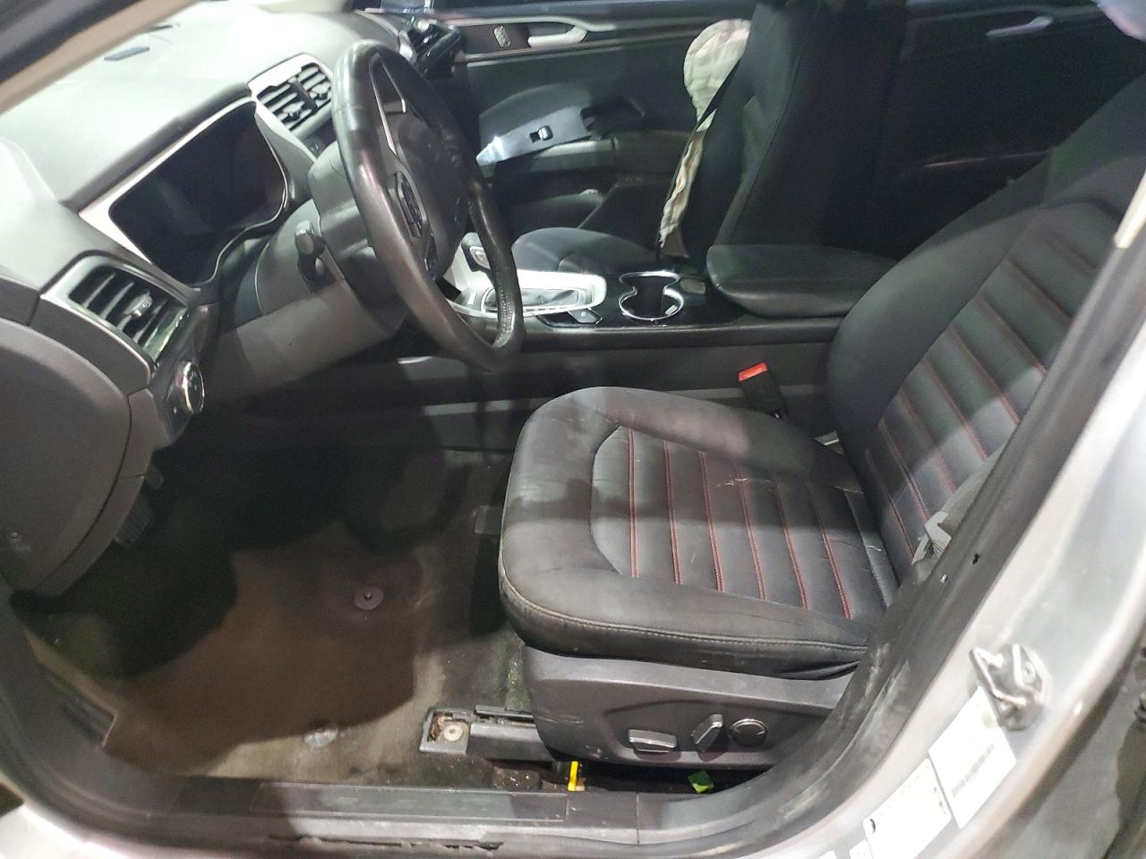 2015 FORD FUSION SE photo 13