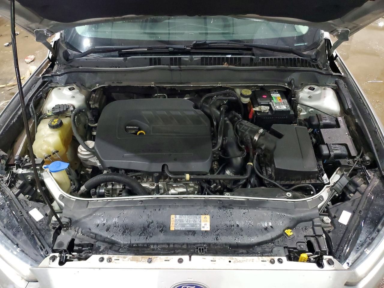 2015 FORD FUSION SE photo 21