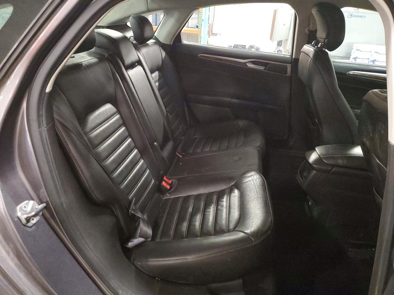 2013 FORD FUSION SE photo 19