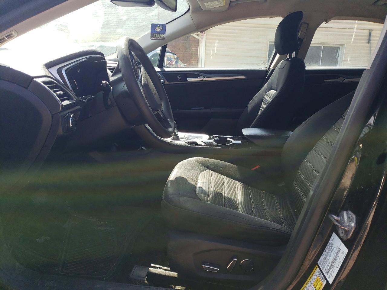 2016 FORD FUSION SE photo 13