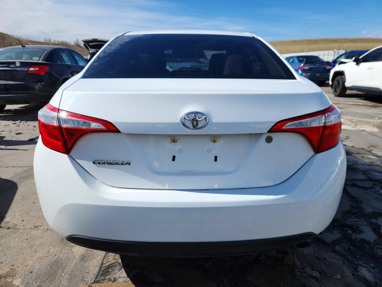 2014 TOYOTA COROLLA L photo 11