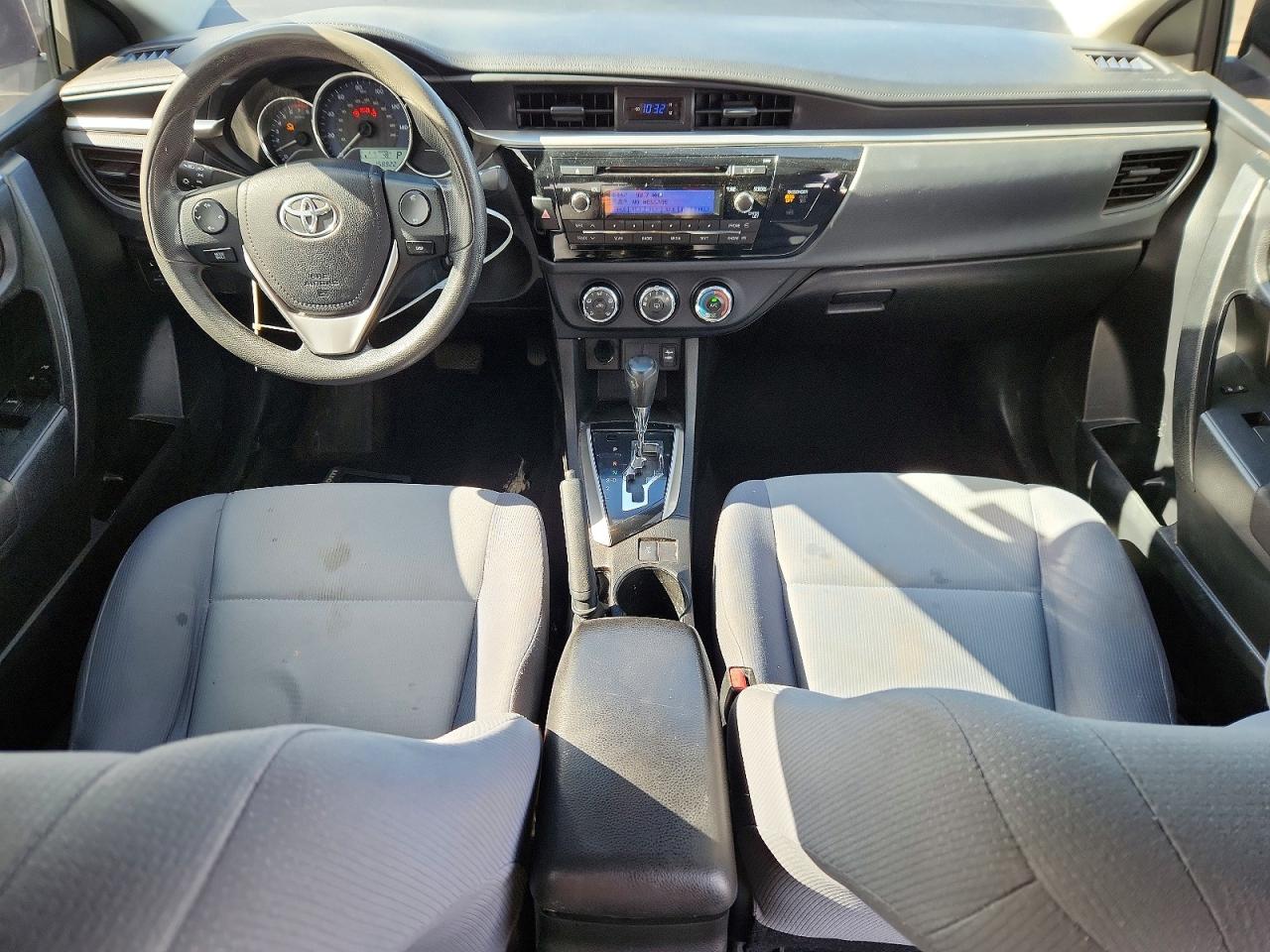 2014 TOYOTA COROLLA L photo 15