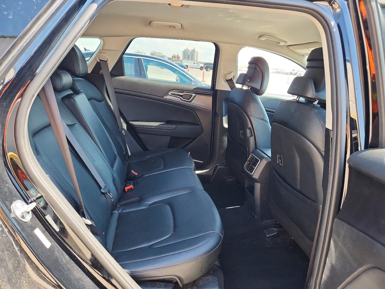 2025 KIA SPORTAGE EX photo 21