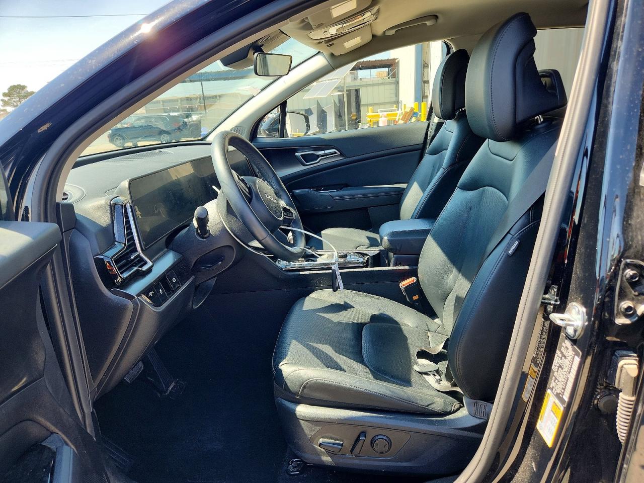 2025 KIA SPORTAGE EX photo 13