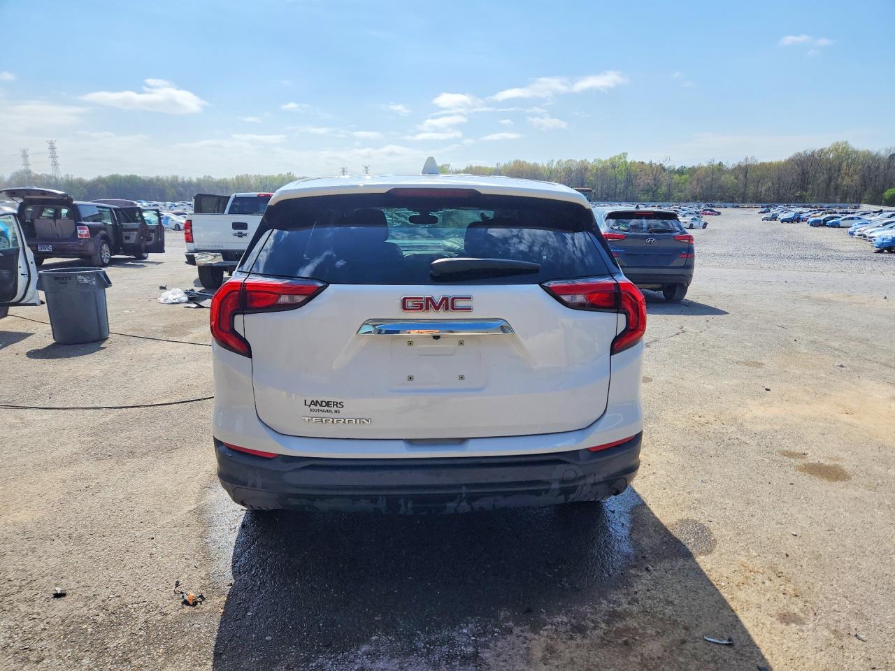 2019 GMC TERRAIN SLE photo 11