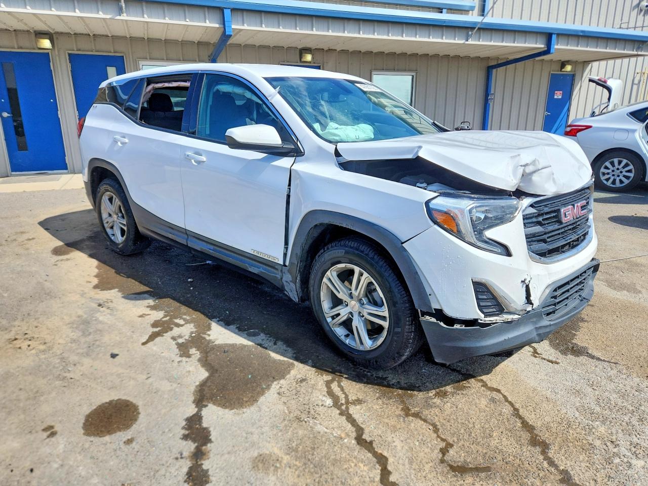 2019 GMC TERRAIN SLE photo 7
