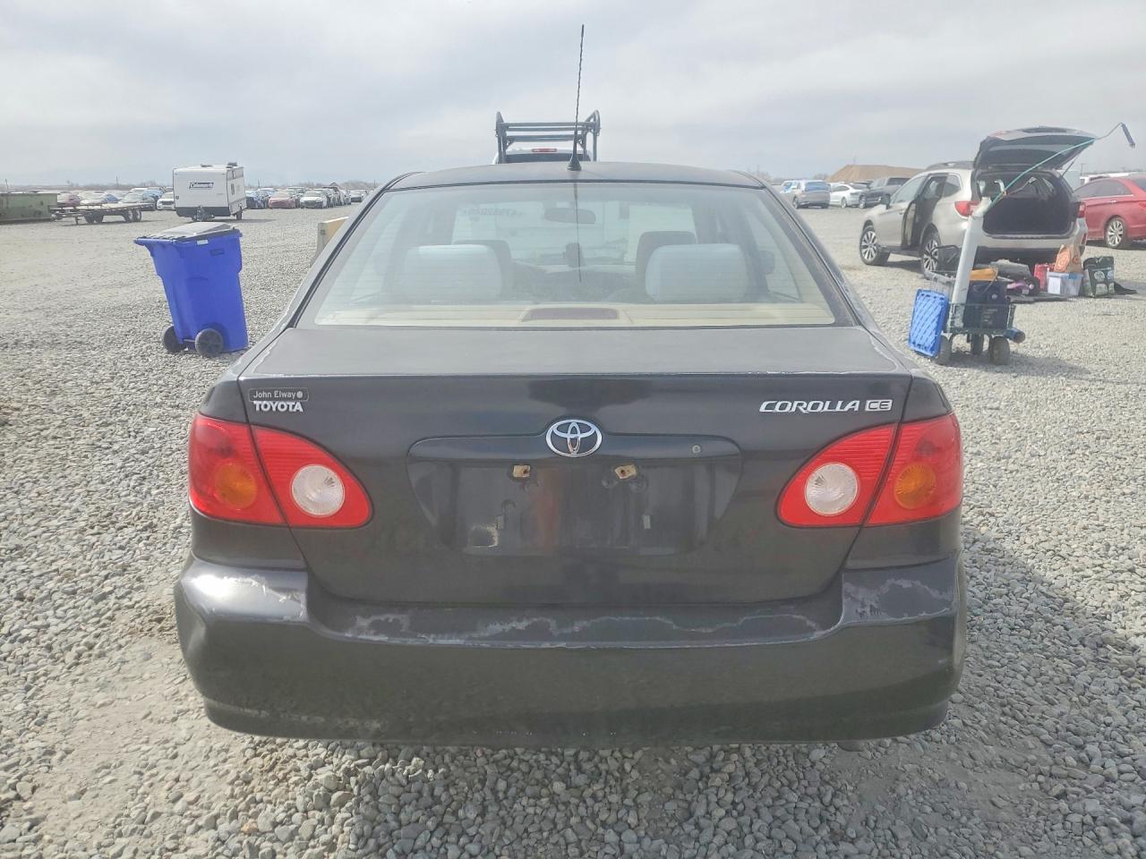2004 TOYOTA COROLLA CE photo 6