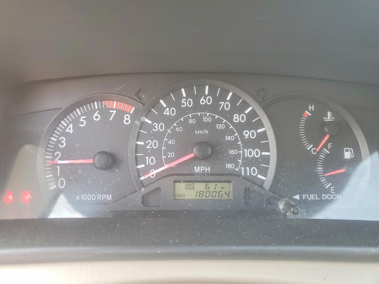 2004 TOYOTA COROLLA CE photo 9