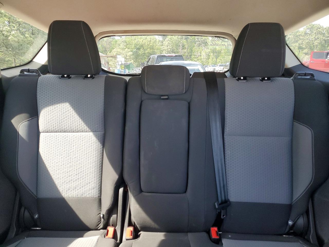 2017 FORD ESCAPE SE photo 19