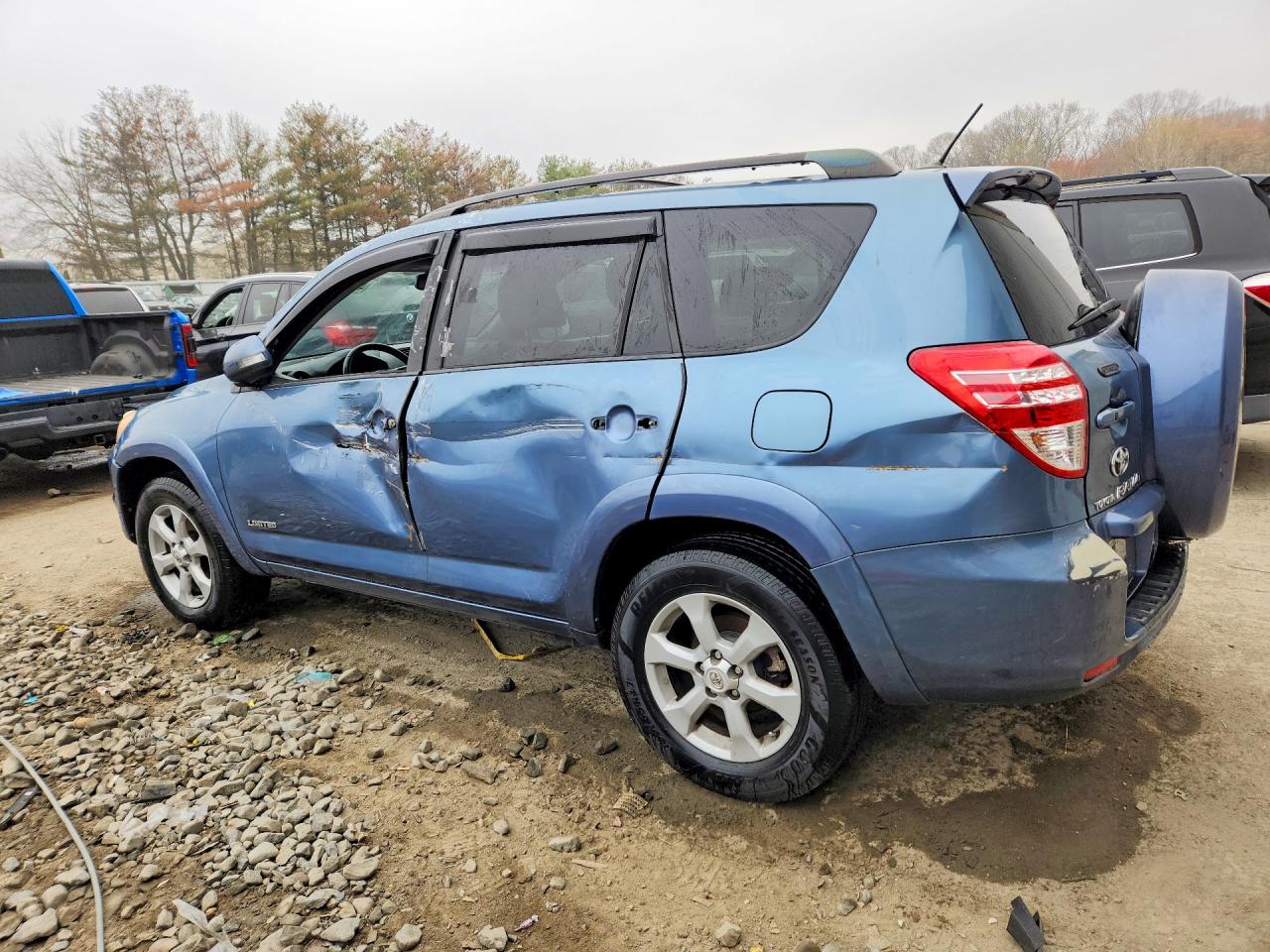 2009 TOYOTA RAV4 LIMITED photo 3