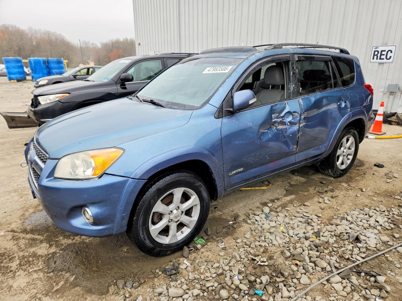 2009 TOYOTA RAV4