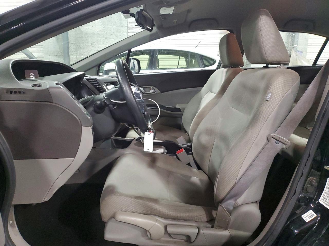 2012 HONDA CIVIC LX photo 13