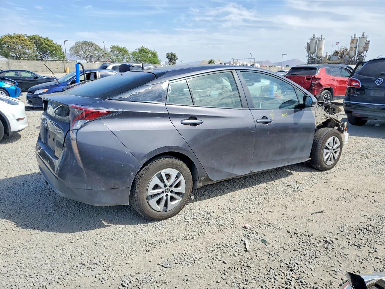 2016 TOYOTA PRIUS FOUR photo 7