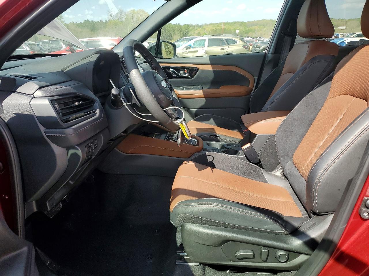 2025 SUBARU FORESTER TOURING photo 13
