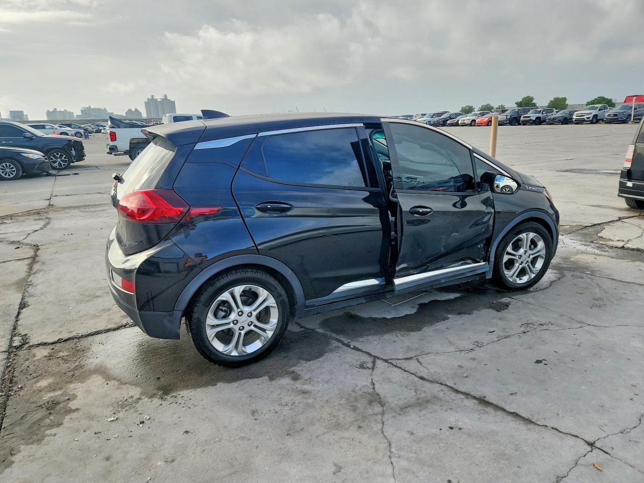 2019 CHEVROLET BOLT EV LT photo 5