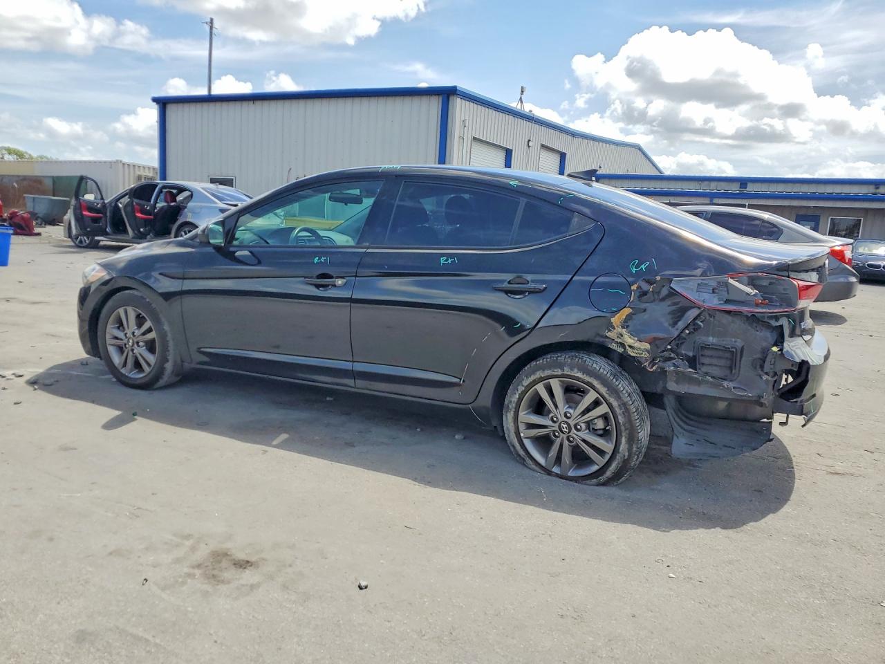 2018 HYUNDAI ELANTRA SEL photo 4