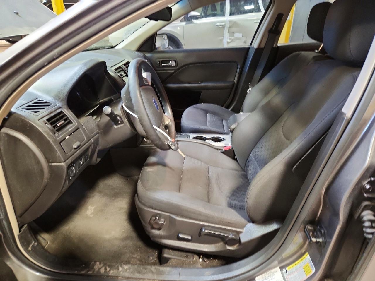 2010 FORD FUSION SE photo 13