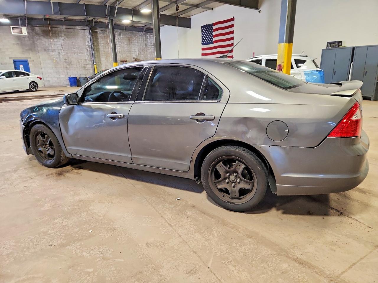 2010 FORD FUSION SE photo 3
