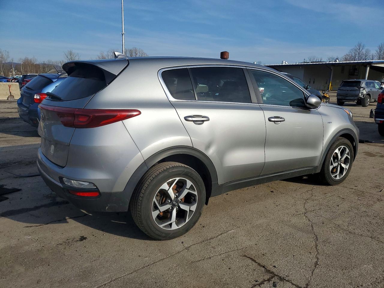 2020 KIA SPORTAGE LX photo 5