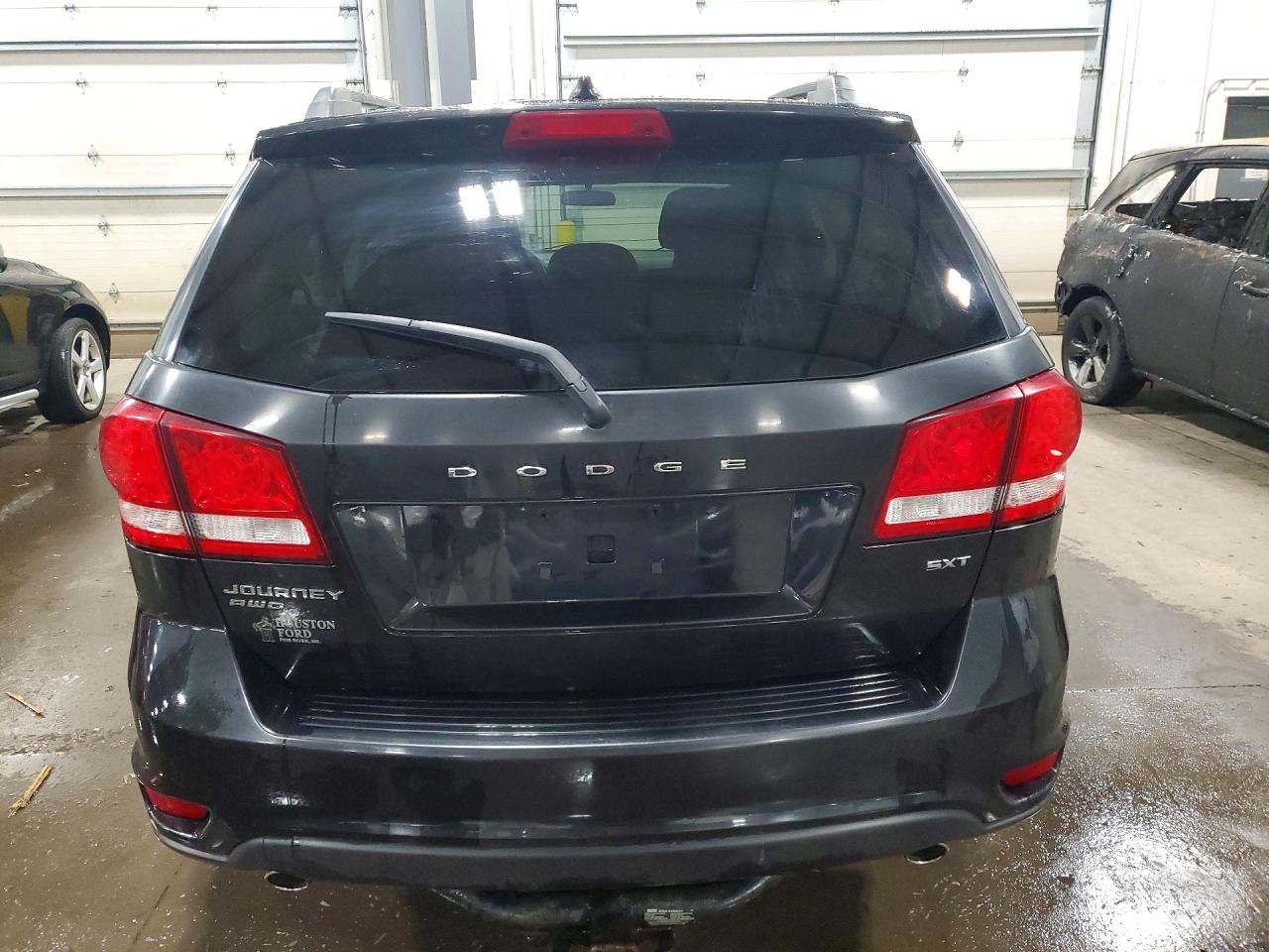2012 DODGE JOURNEY SXT photo 16