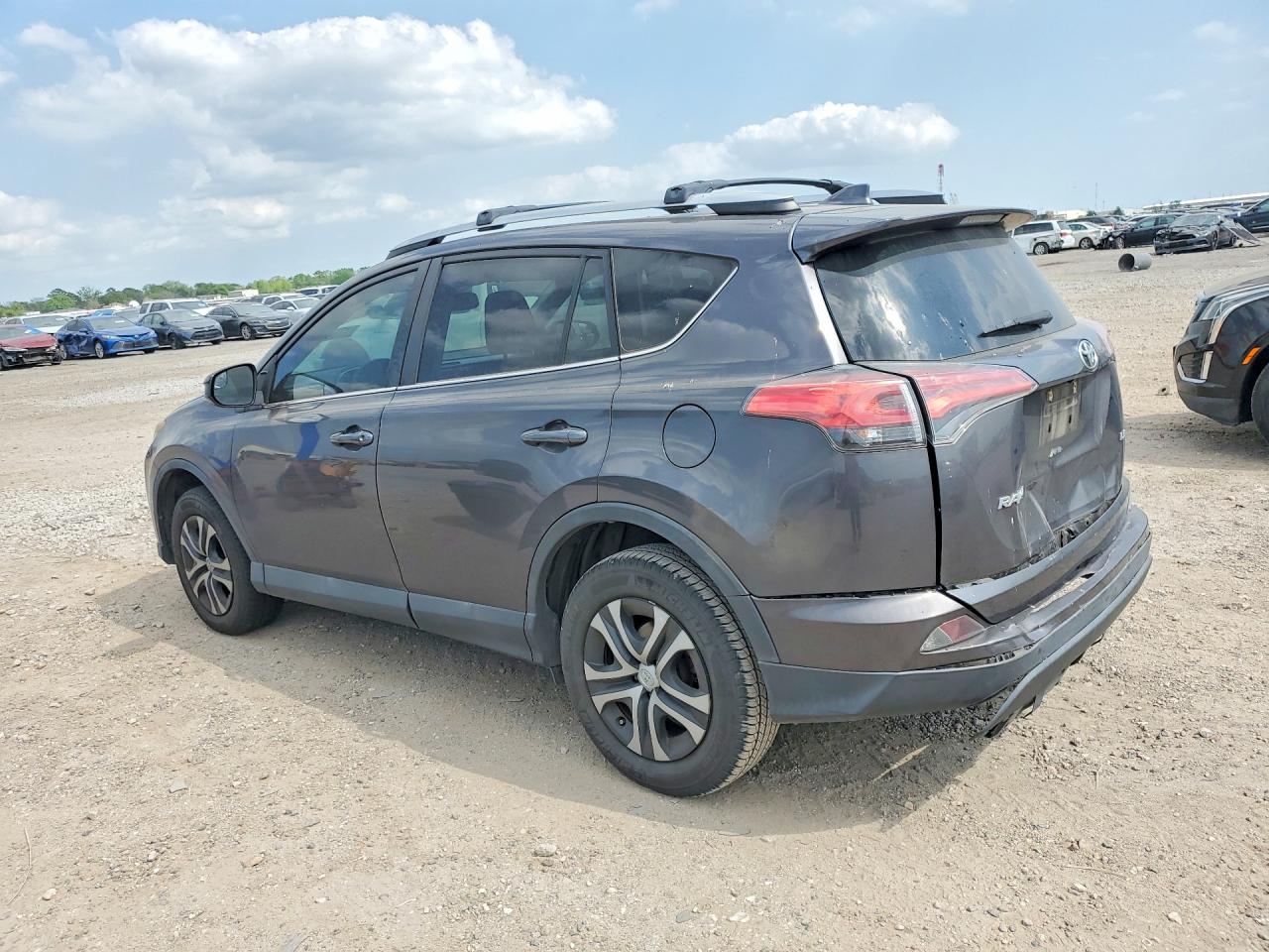 2016 TOYOTA RAV4 photo 3