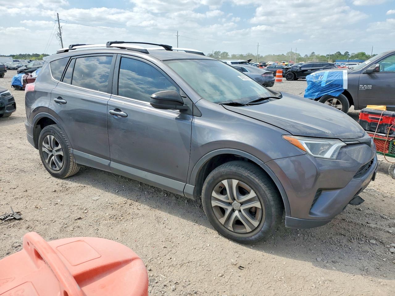 2016 TOYOTA RAV4 photo 7