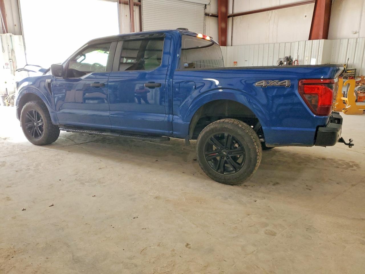 2024 FORD F150 XL photo 3