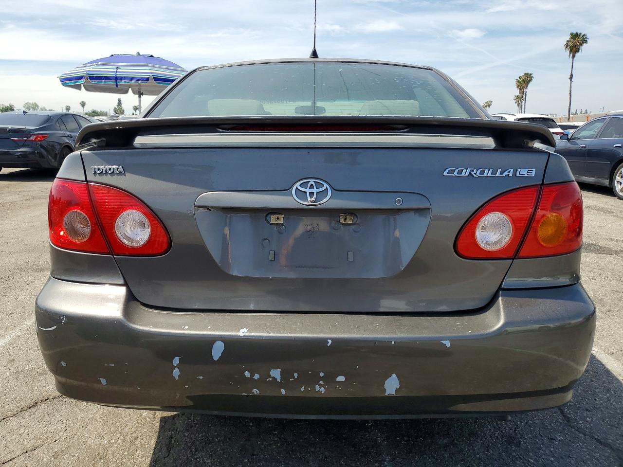 2005 TOYOTA COROLLA photo 11