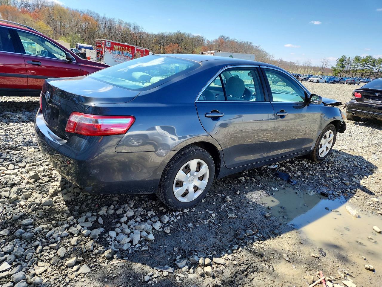 2008 TOYOTA CAMRY LE photo 3