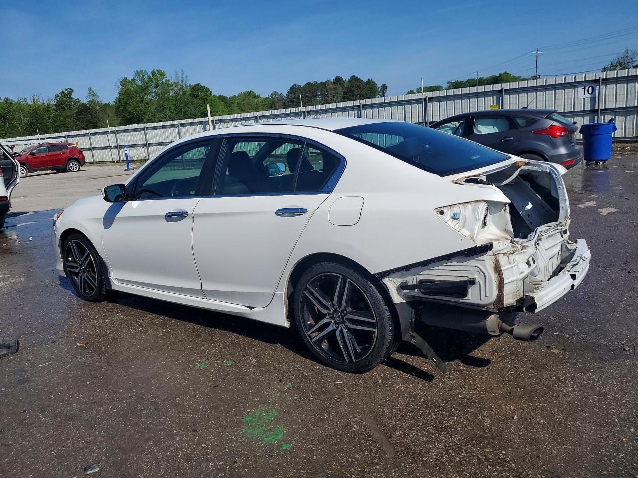 2017 HONDA ACCORD SPORT photo 3