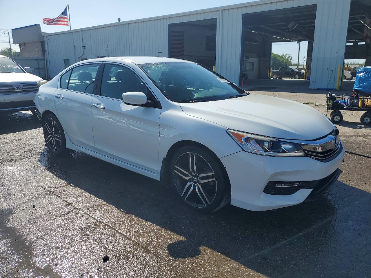 2017 HONDA ACCORD SPORT photo 7