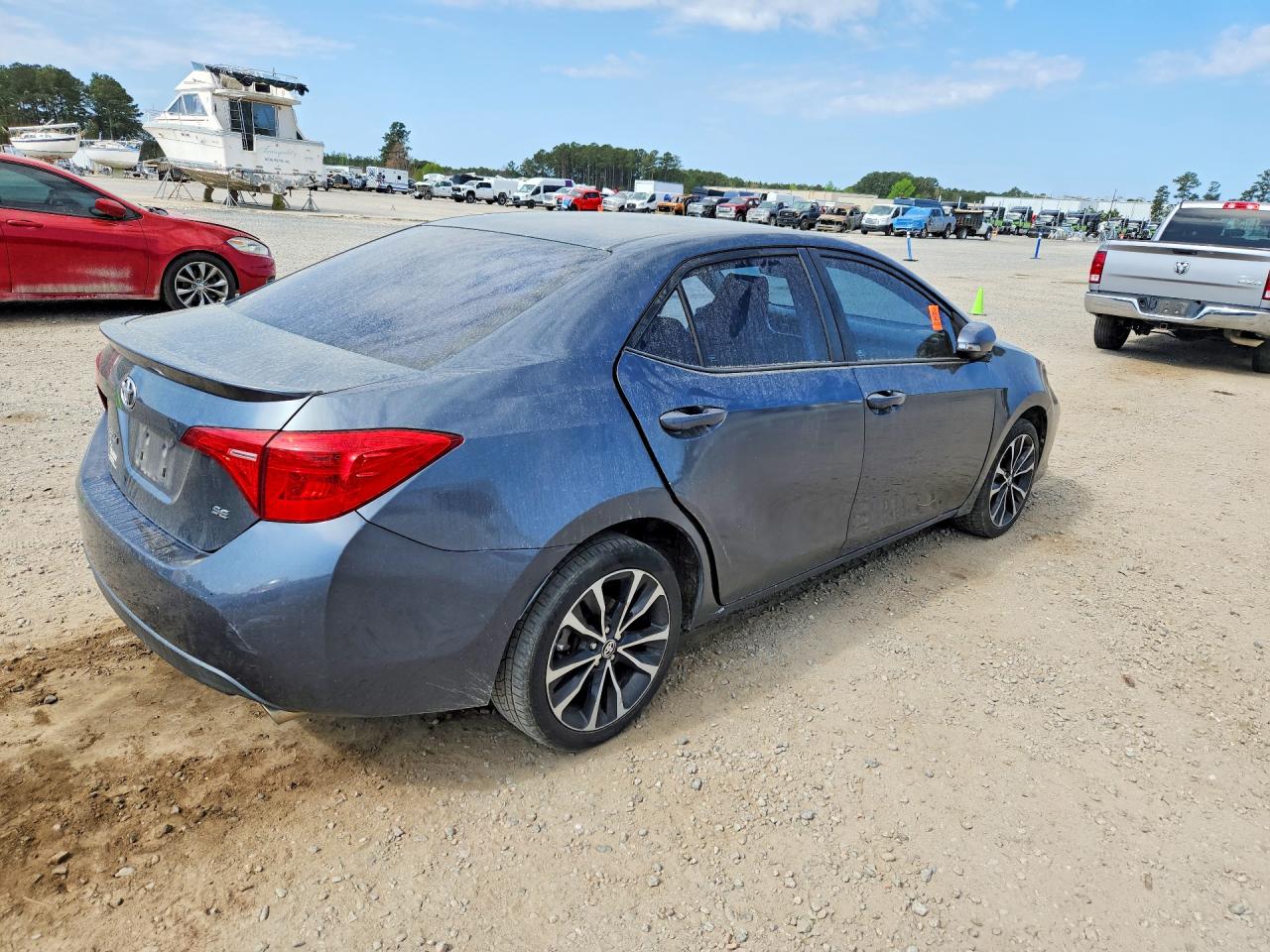 2017 TOYOTA COROLLA SE photo 3