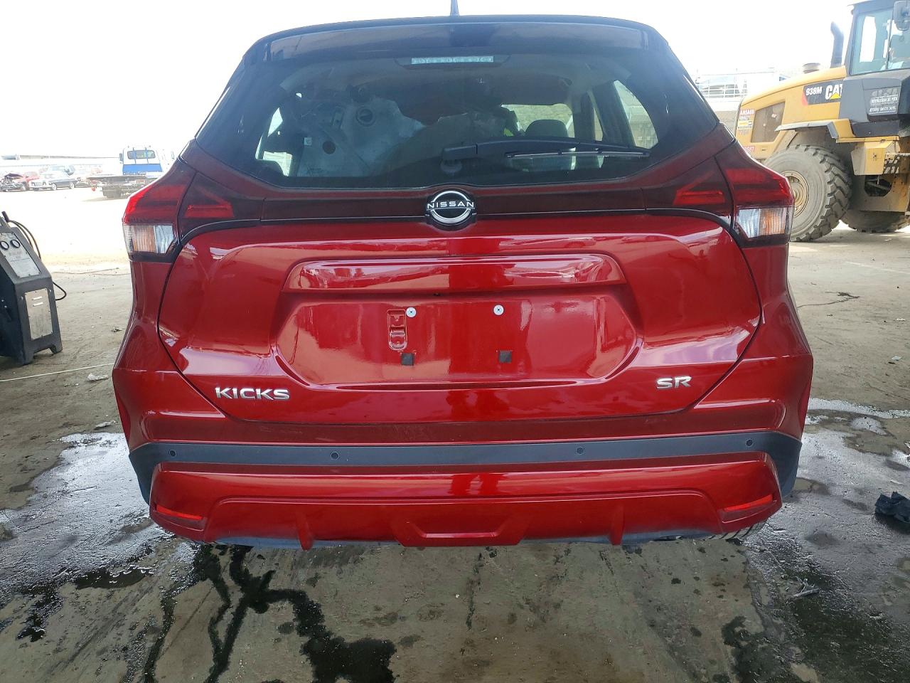 2023 NISSAN KICKS SR photo 11