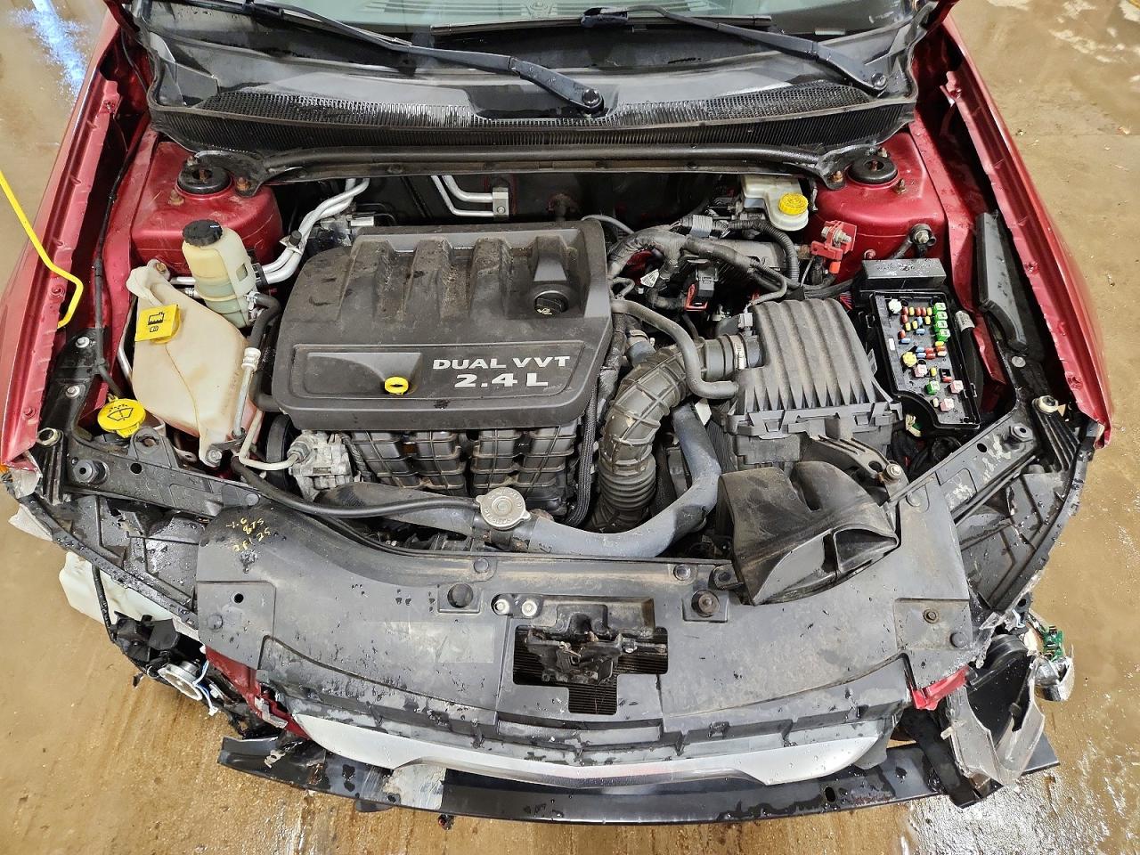 2013 CHRYSLER 200 TOURING photo 11