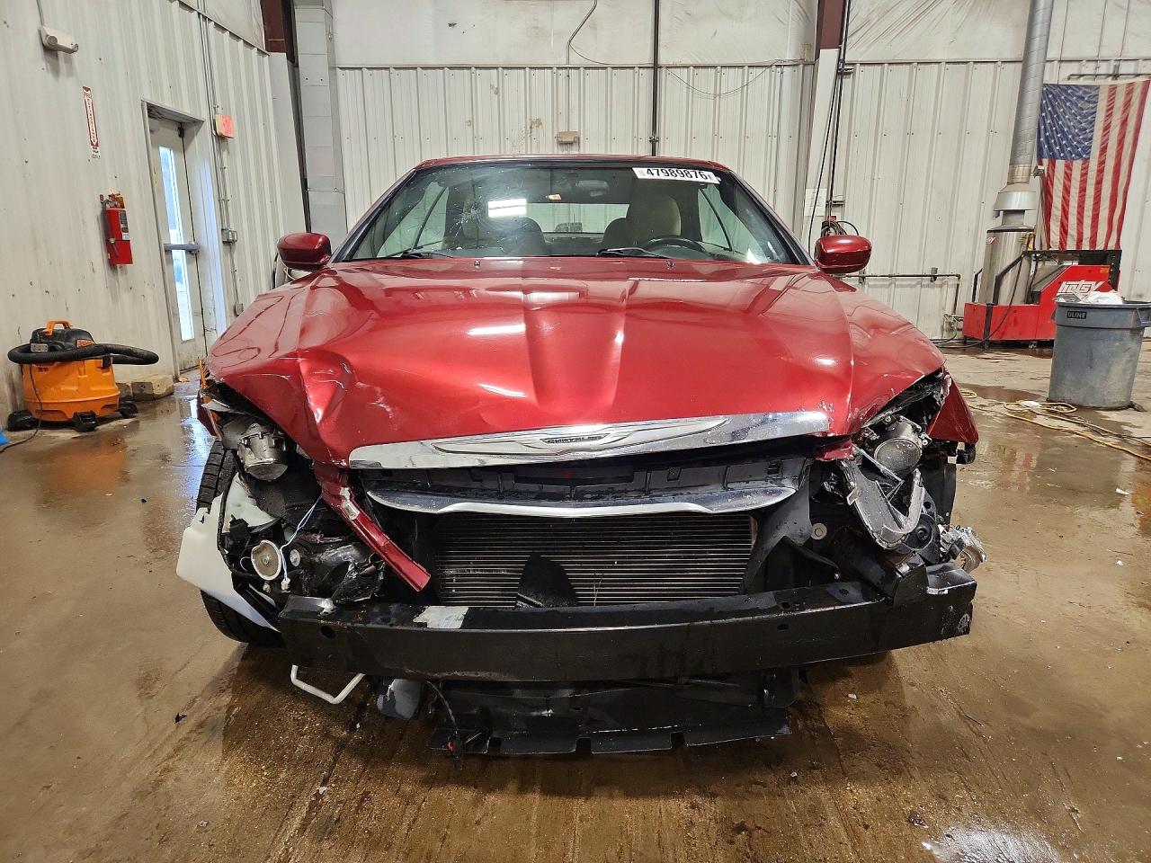 2013 CHRYSLER 200 TOURING photo 5