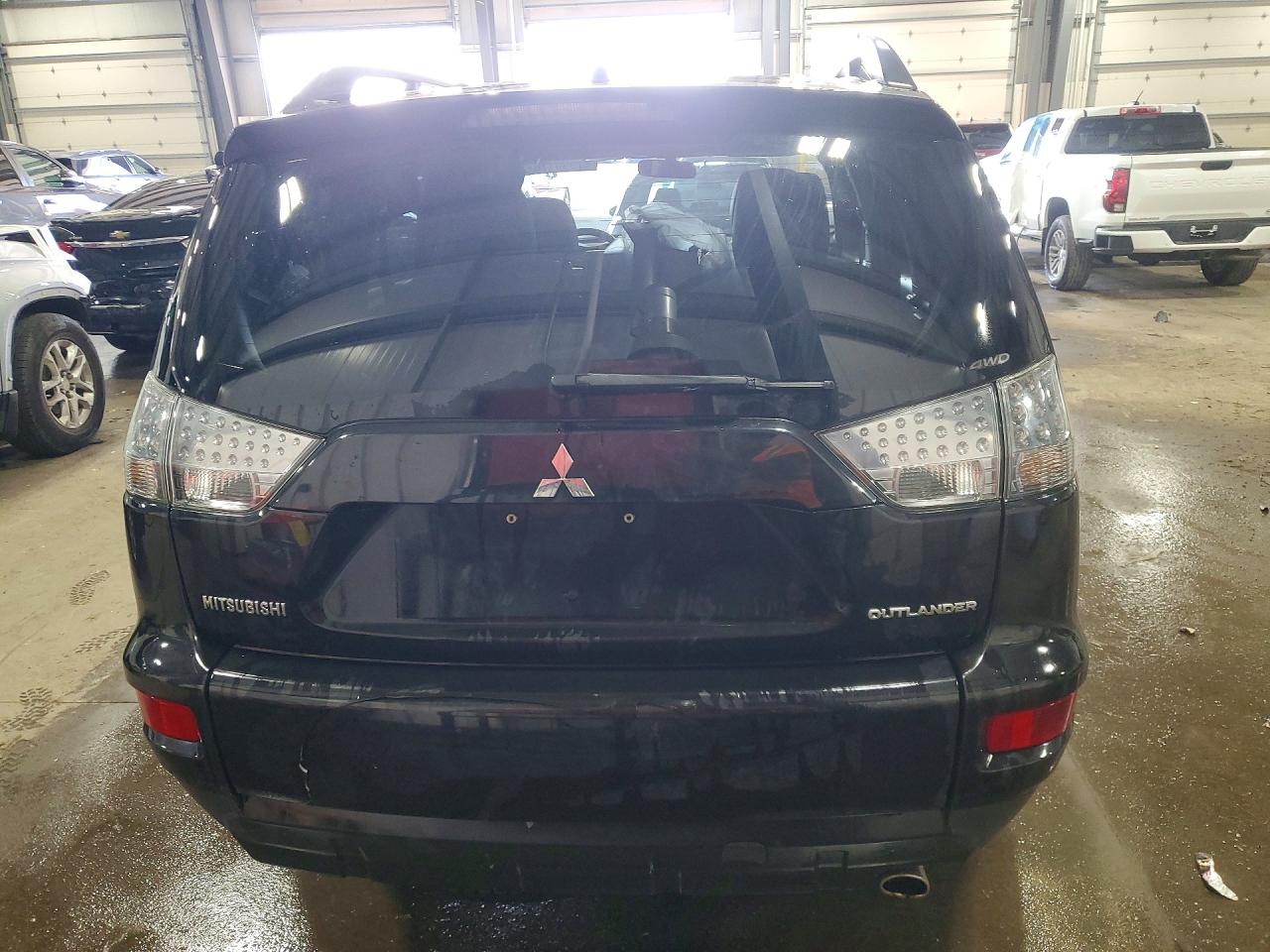 2012 MITSUBISHI OUTLANDER SE photo 16
