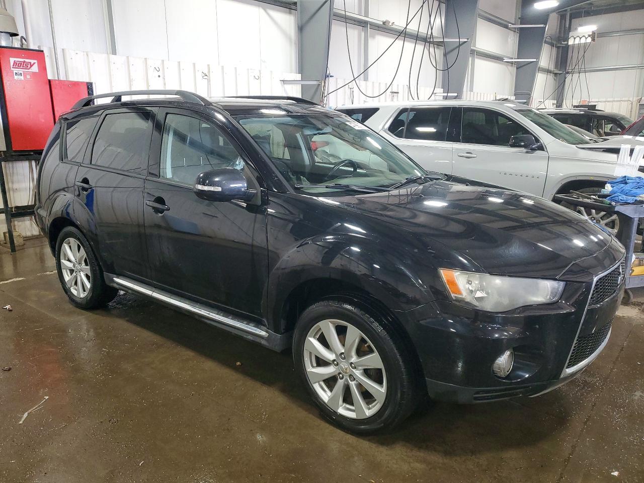2012 MITSUBISHI OUTLANDER SE photo 10