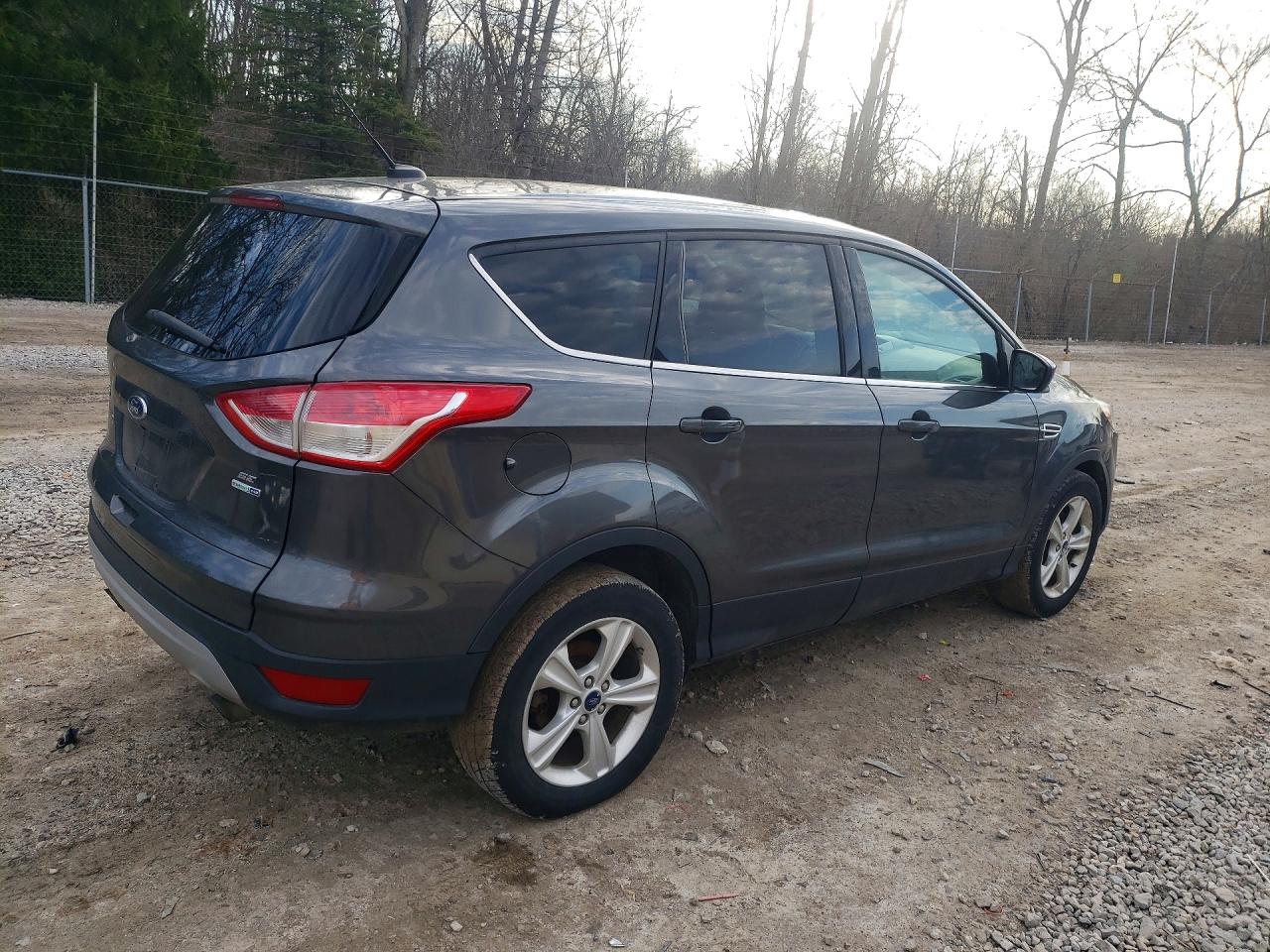 2015 FORD ESCAPE SE photo 5