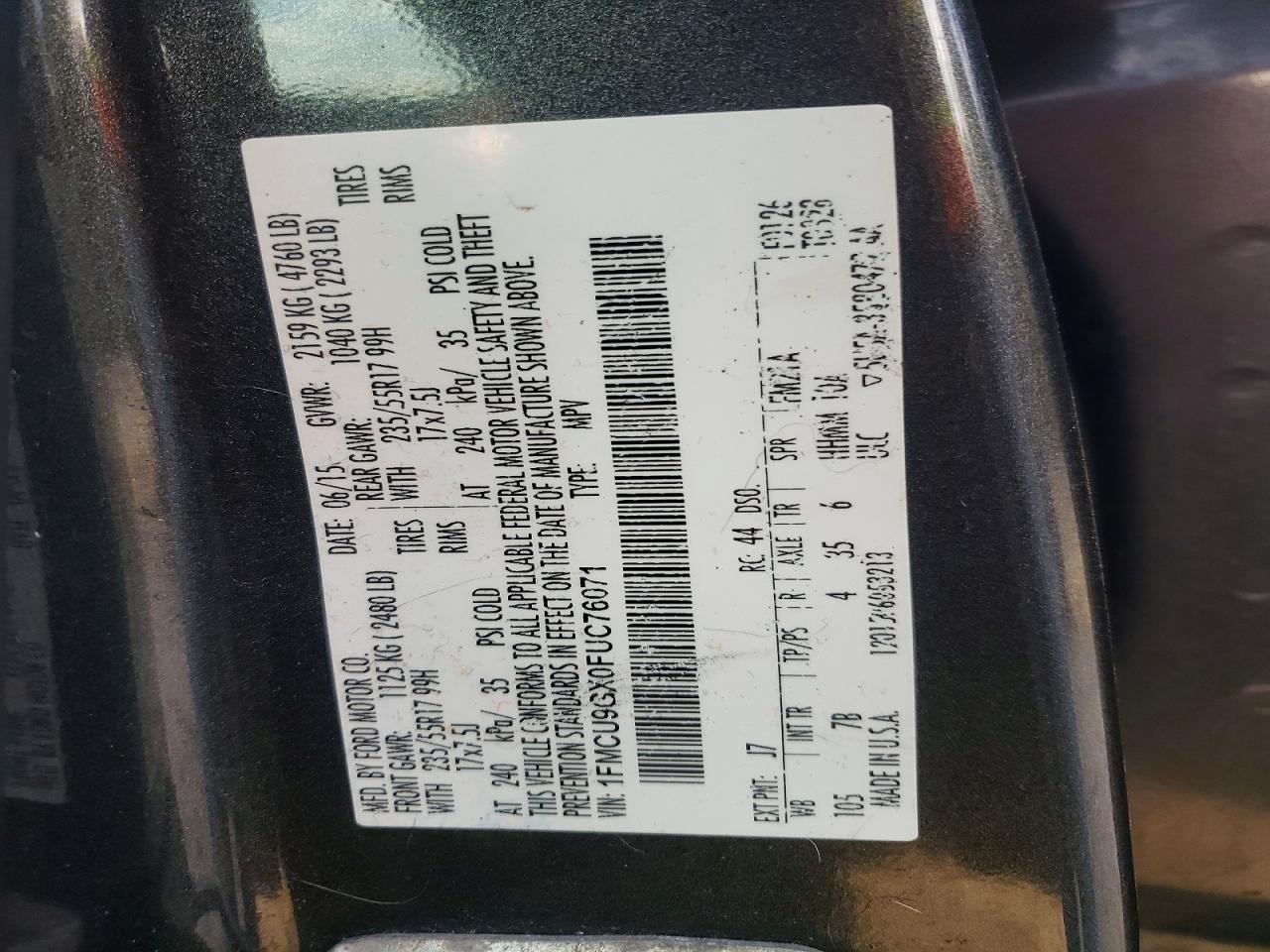 2015 FORD ESCAPE SE photo 25