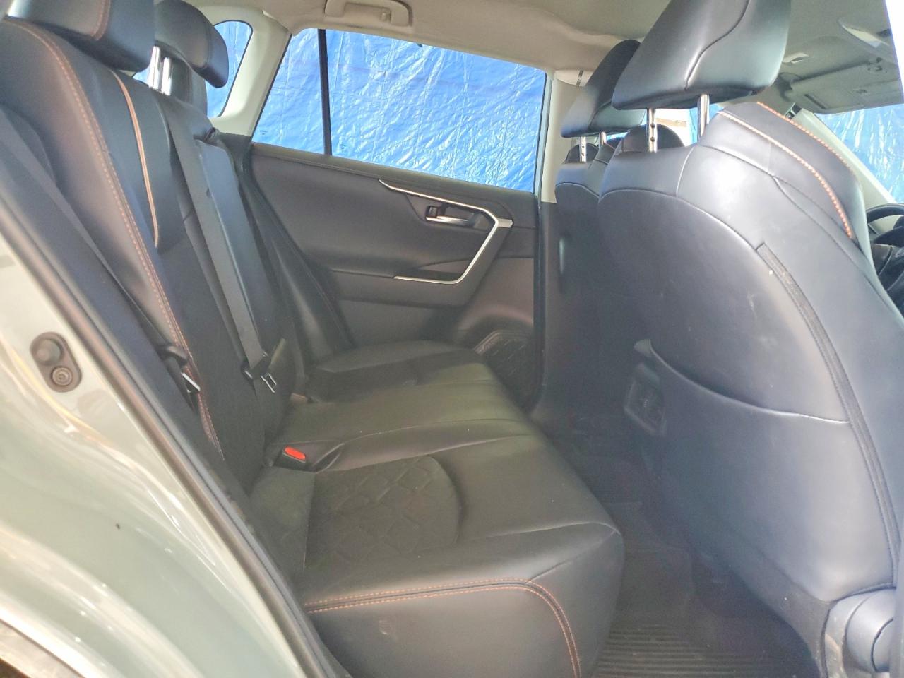 2022 TOYOTA RAV4 ADVENTURE photo 31