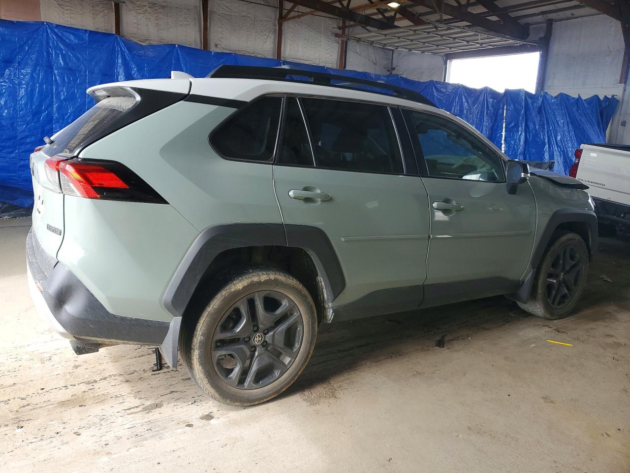 2022 TOYOTA RAV4 ADVENTURE photo 7