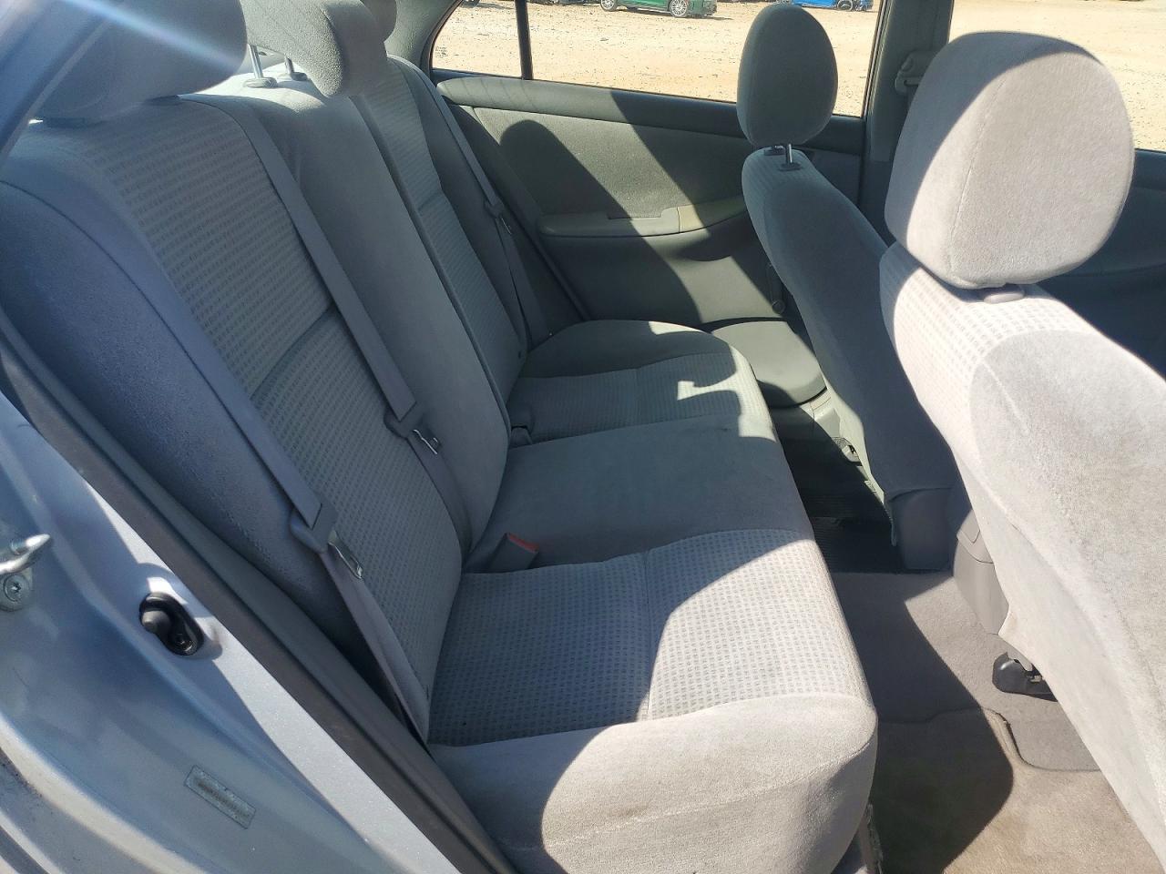 2005 TOYOTA COROLLA CE photo 19