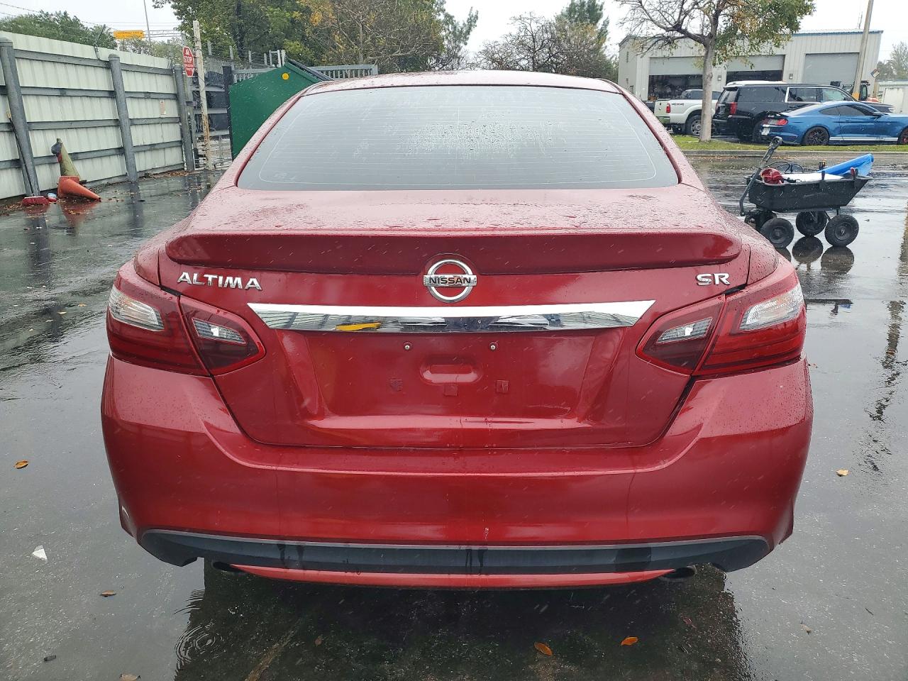 2017 NISSAN ALTIMA 2.5 SR photo 11